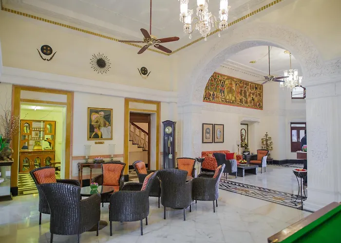The Lalit Laxmi Vilas Palace