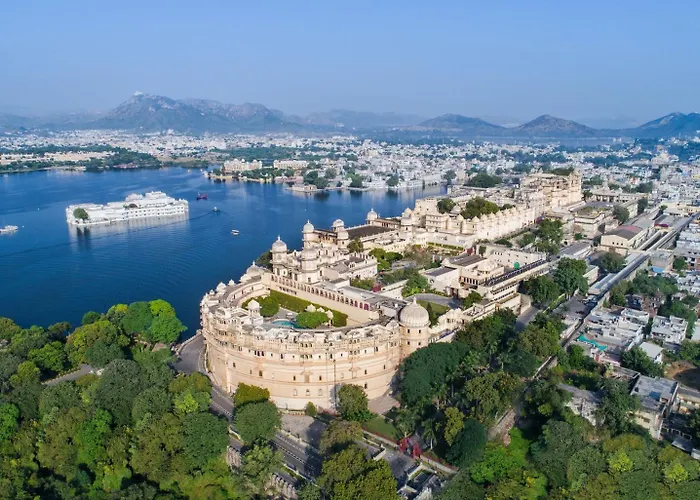 Shiv Niwas Palace By Hrh Group Of Hotels